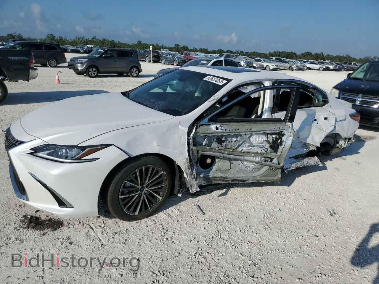 Photo 58ADA1C13NU014939 - LEXUS ES300 2022