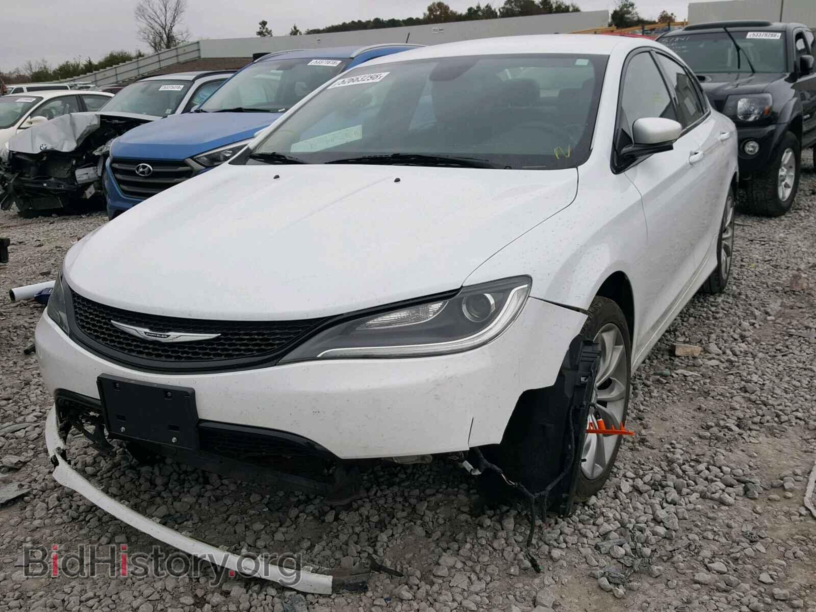 2015 CHRYSLER 200 - VIN: 1C3CCCBBXFN714495 - Фото 2