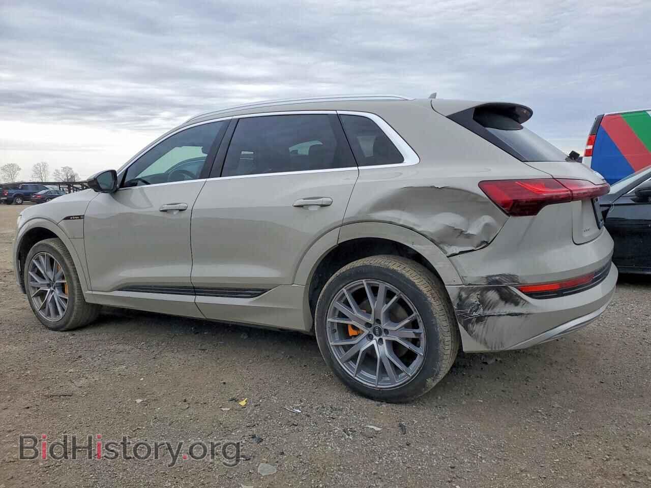 2019 AUDI E-TRON - VIN: WA1VAAGE3KB015667 - Фото 2