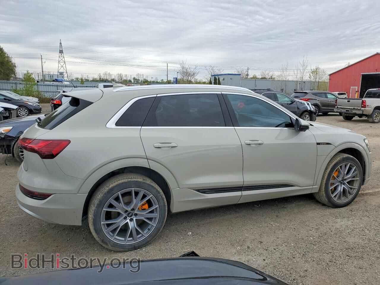 2019 AUDI E-TRON - VIN: WA1VAAGE3KB015667 - Фото 3