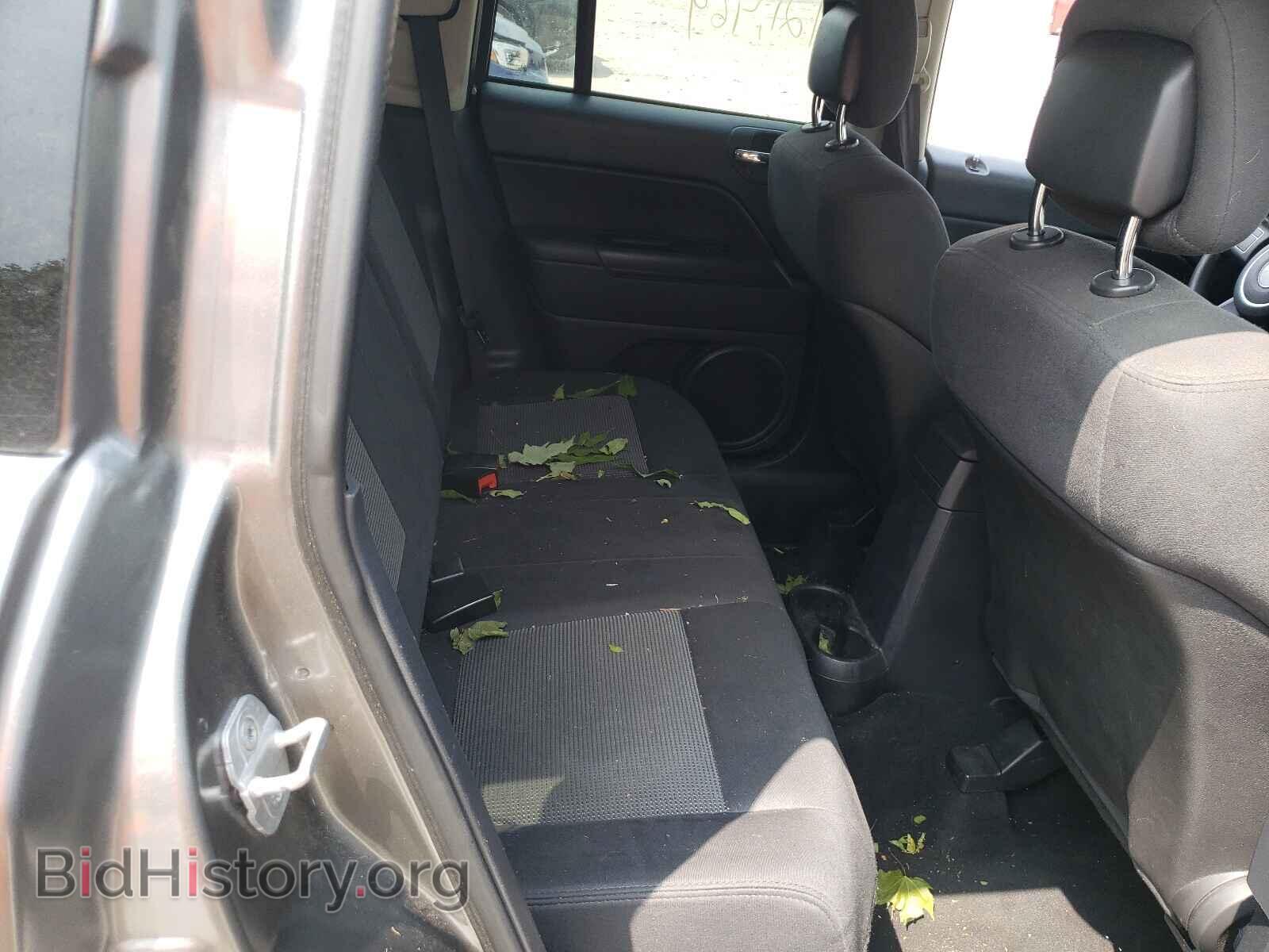 2012 JEEP COMPASS - VIN: 1C4NJDBB2CD558843 - Photo 6