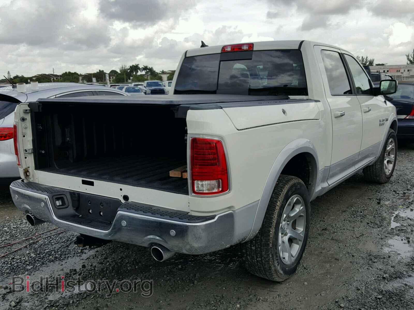 2017 RAM 1500 LARAM - VIN: 1C6RR7NT7HS692774 - Фото 4
