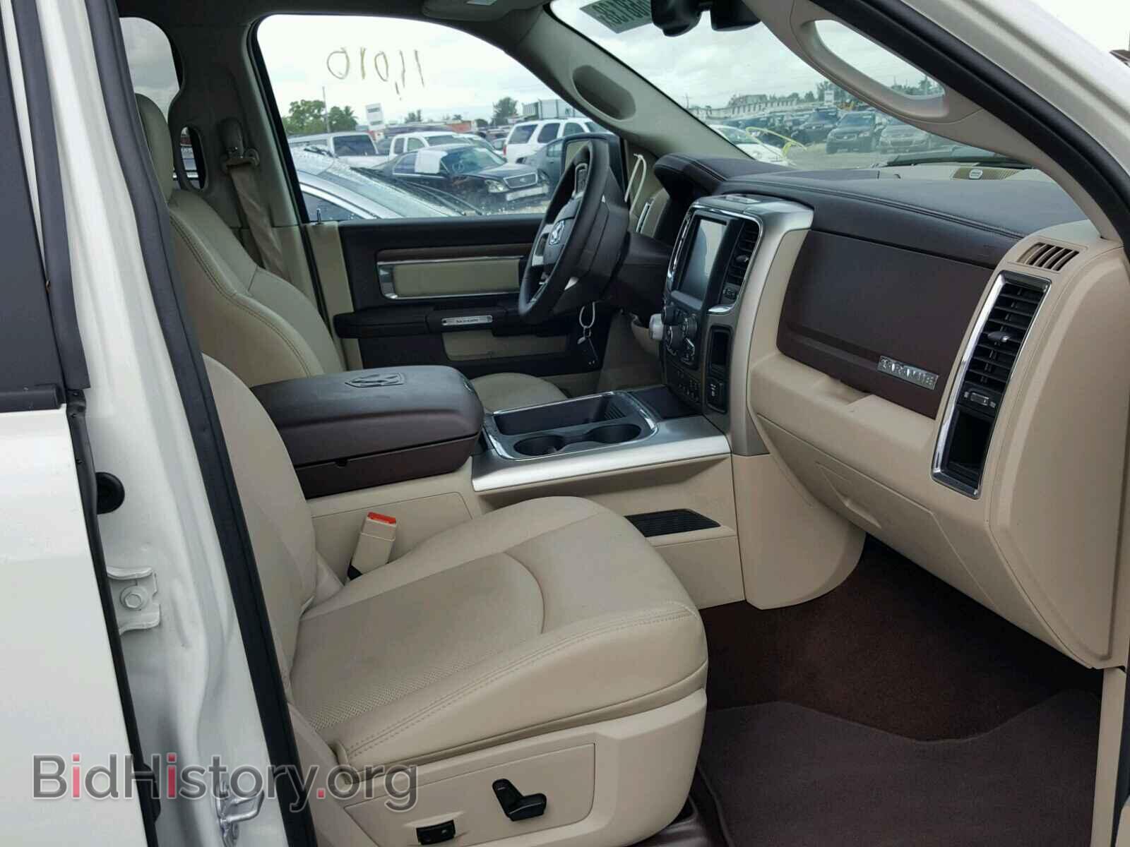 2017 RAM 1500 LARAM - VIN: 1C6RR7NT7HS692774 - Фото 5