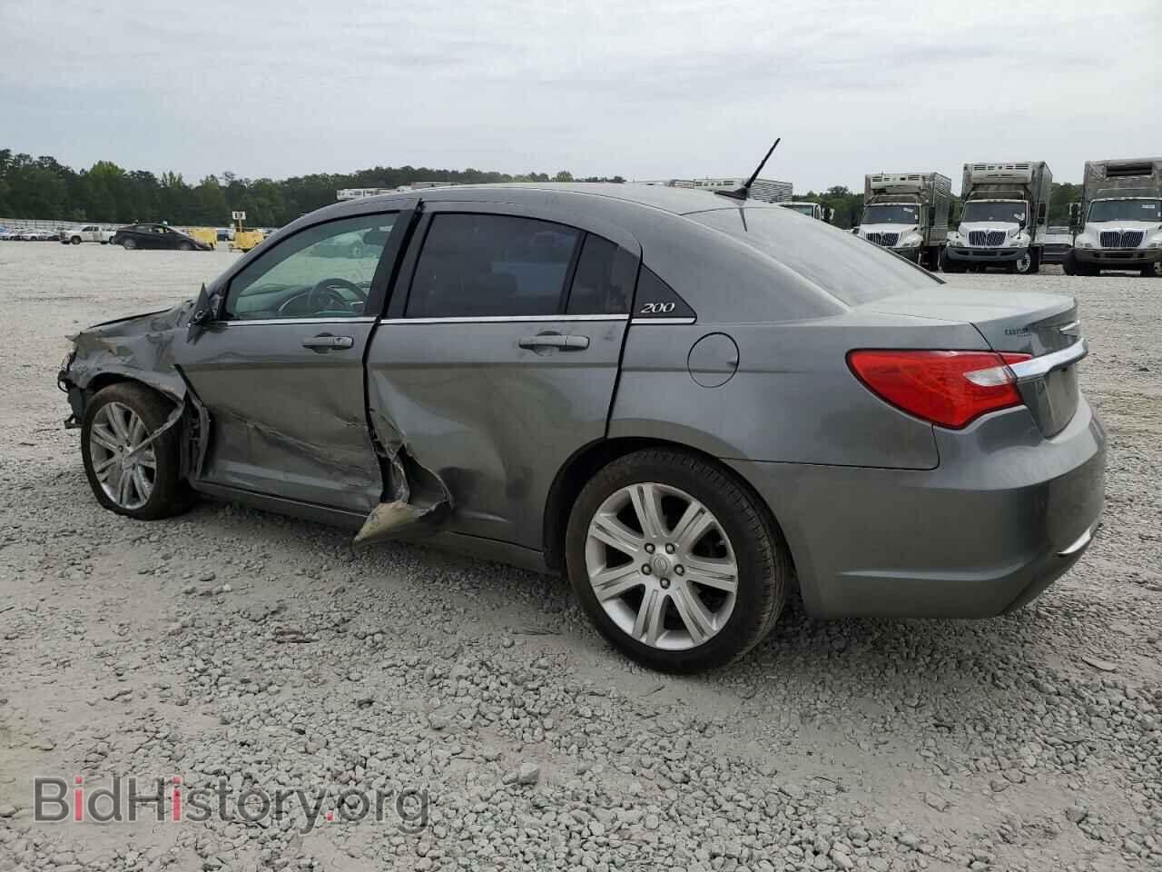 2013 CHRYSLER 200 - VIN: 1C3CCBBB3DN597026 - Фото 2
