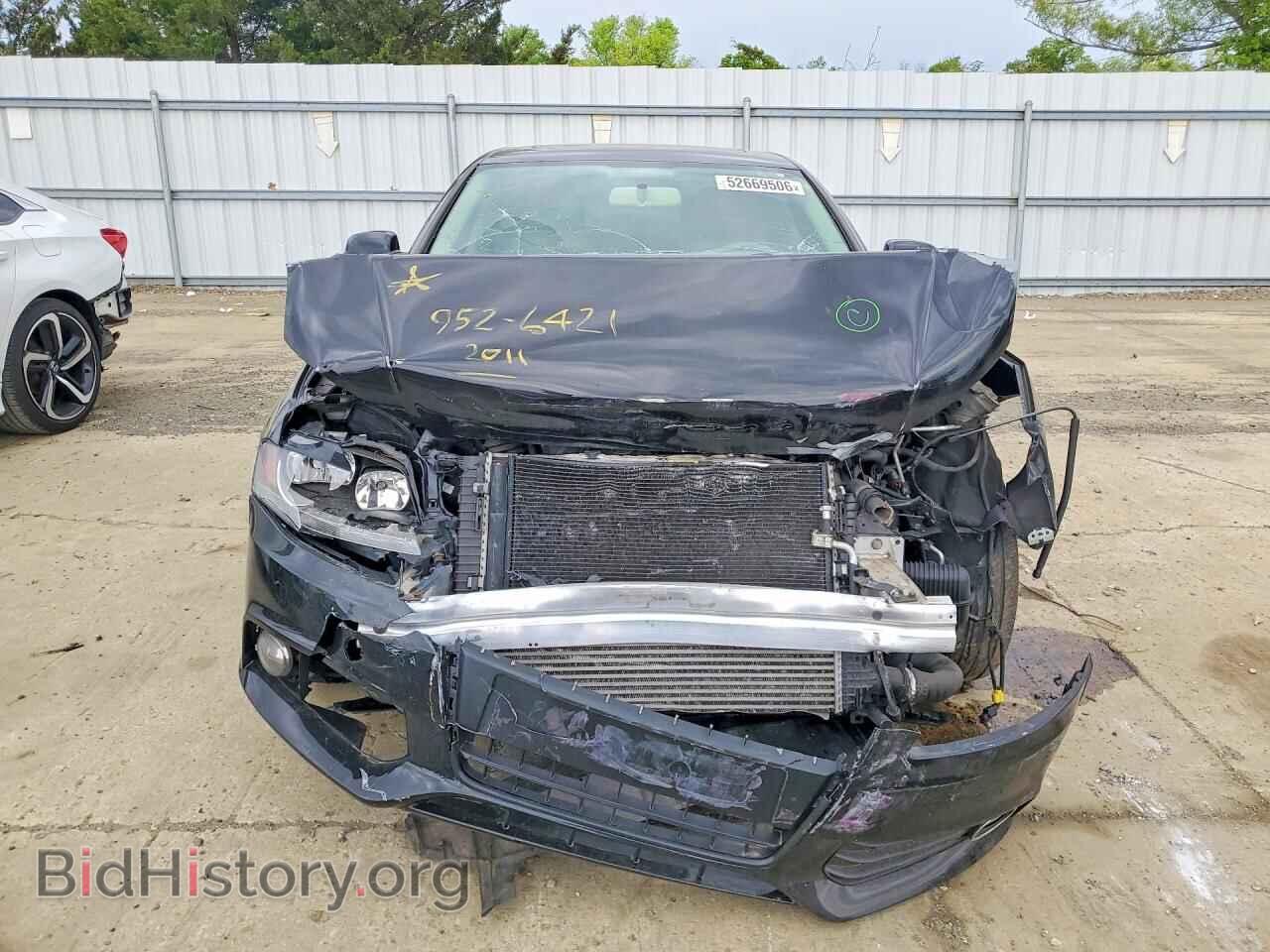 2011 AUDI A4 - VIN: WAUBFAFL2BN049556 - Фото 5