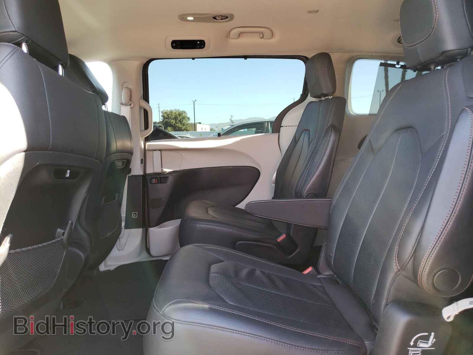 2018 CHRYSLER PACIFICA - VIN: 2C4RC1BG4JR218044 - Фото 6