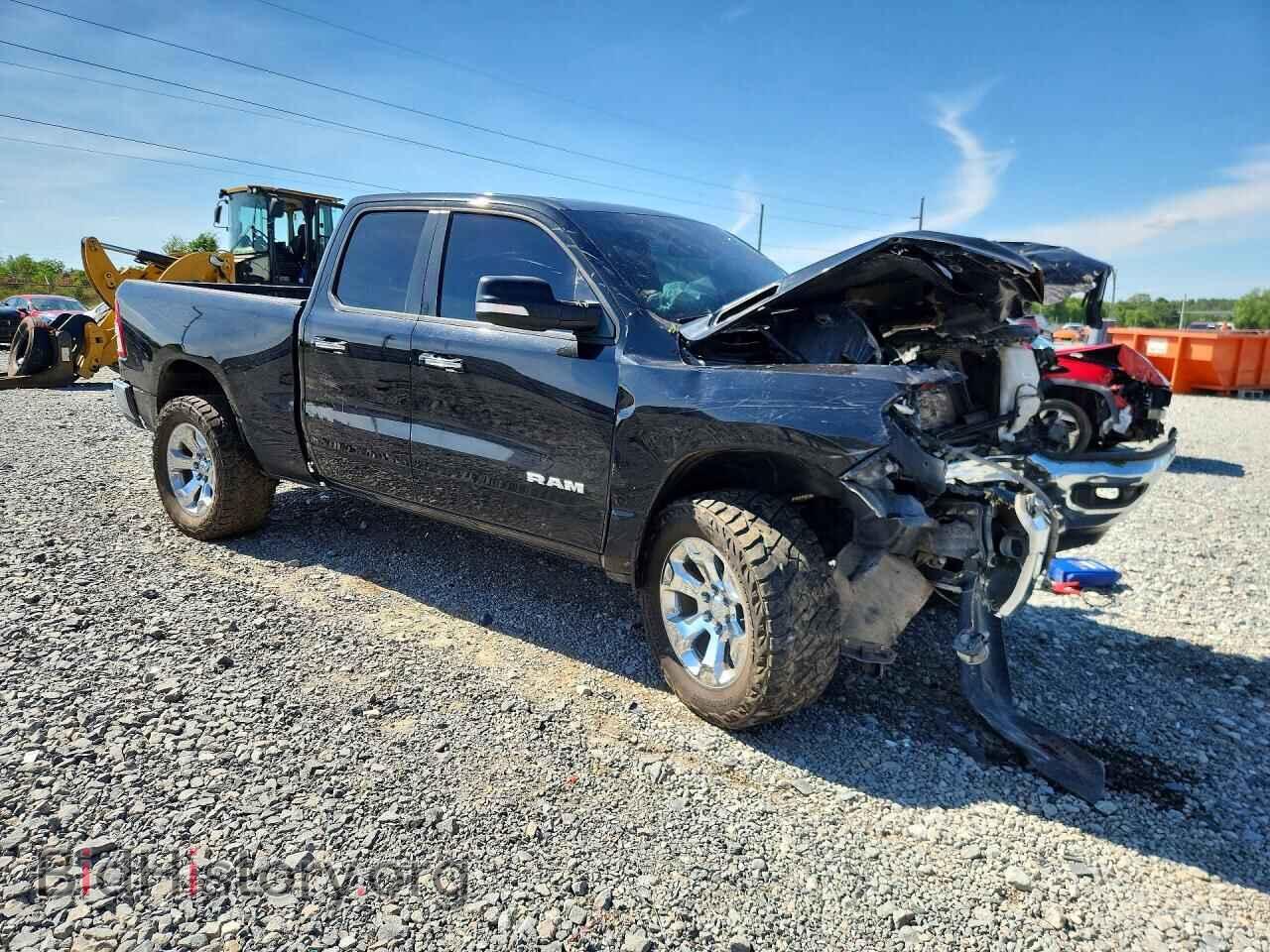 2020 RAM 1500 - VIN: 1C6SRFBT0LN192768 - Фото 4