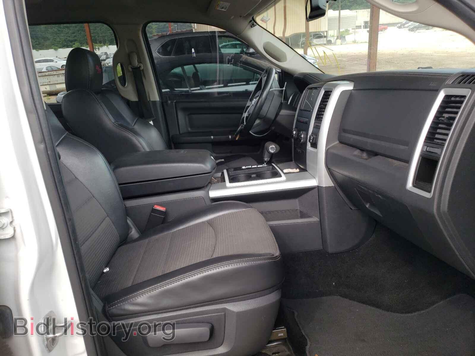 2011 DODGE RAM 1500 - VIN: 1D7RB1CT3BS676856 - Фото 5
