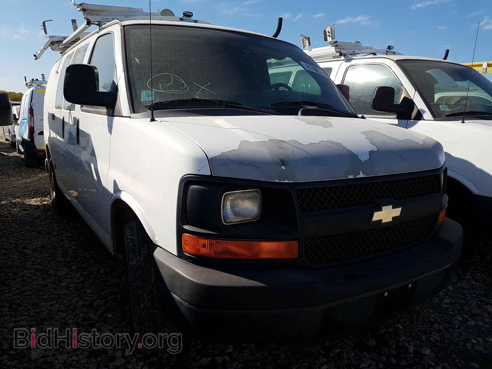 Photo 1GCWGFCB3C1121027 - CHEVROLET EXPRESS 2012