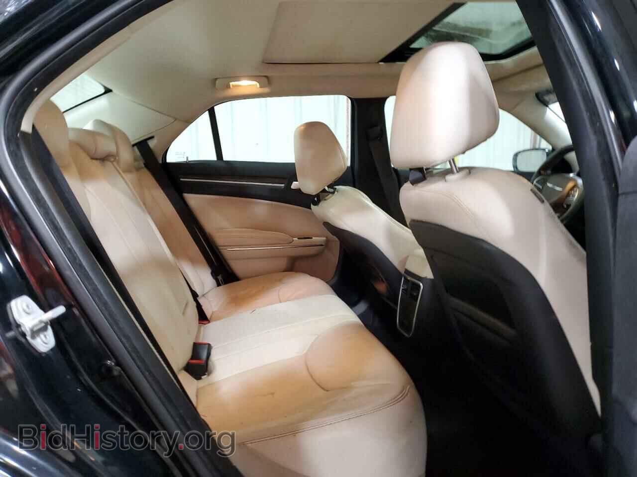 2016 CHRYSLER 300 - VIN: 2C3CCARG4GH208371 - Фото 10