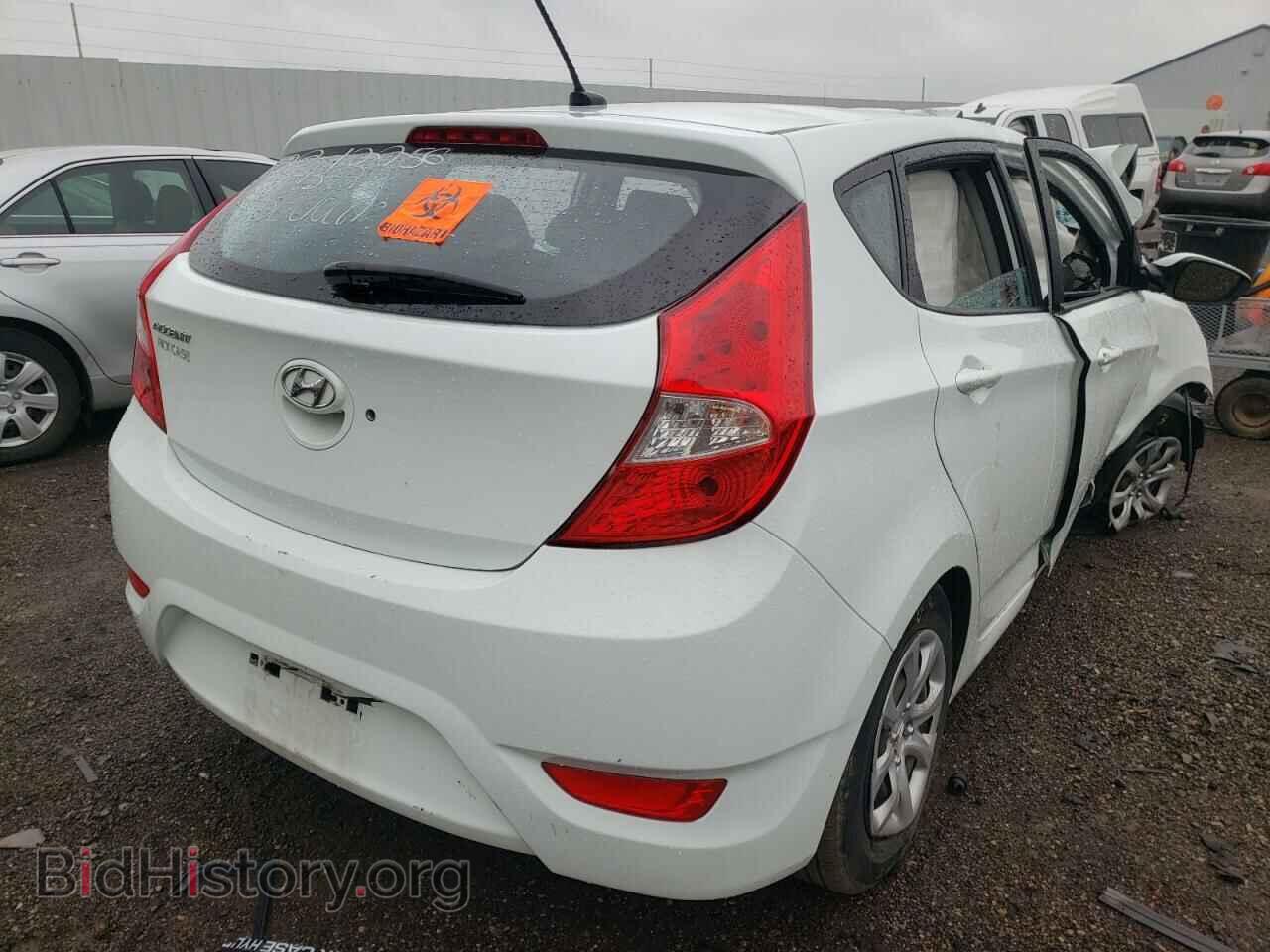 2013 HYUNDAI ACCENT - VIN: KMHCT5AEXDU136075 - Фото 4