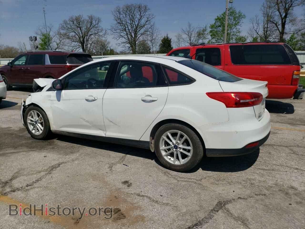 2016 FORD FOCUS - VIN: 1FADP3F2XGL364853 - Фото 2