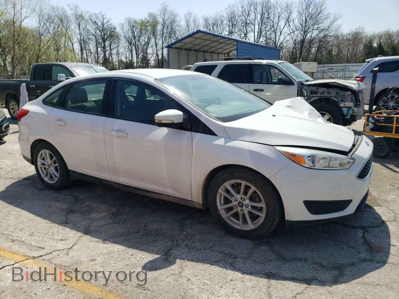 2016 FORD FOCUS - VIN: 1FADP3F2XGL364853 - Фото 4