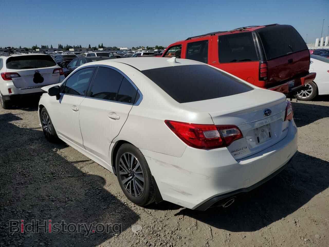 2019 SUBARU LEGACY - VIN: 4S3BNAF69K3036766 - Фото 2