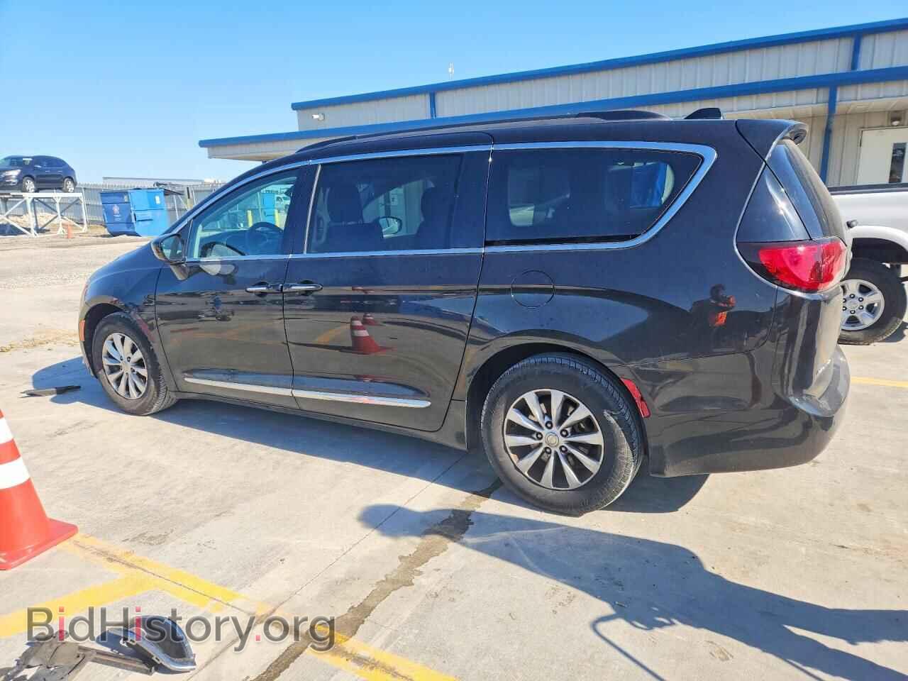2017 CHRYSLER PACIFICA - VIN: 2C4RC1BG9HR795078 - Фото 2