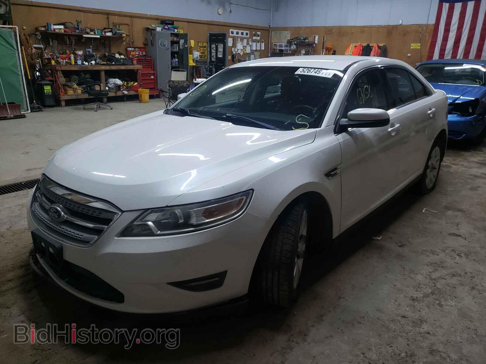 2011 FORD TAURUS - VIN: 1FAHP2EW2BG103220 - Photo 2