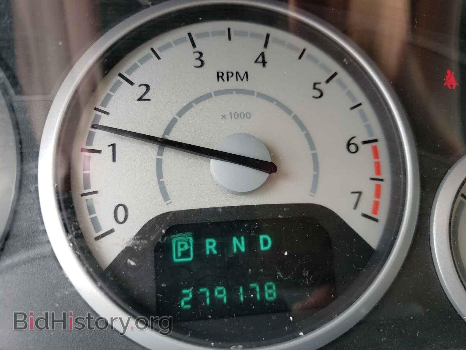 2008 CHRYSLER MINIVAN - VIN: 2A8HR54PX8R124719 - Фото 8
