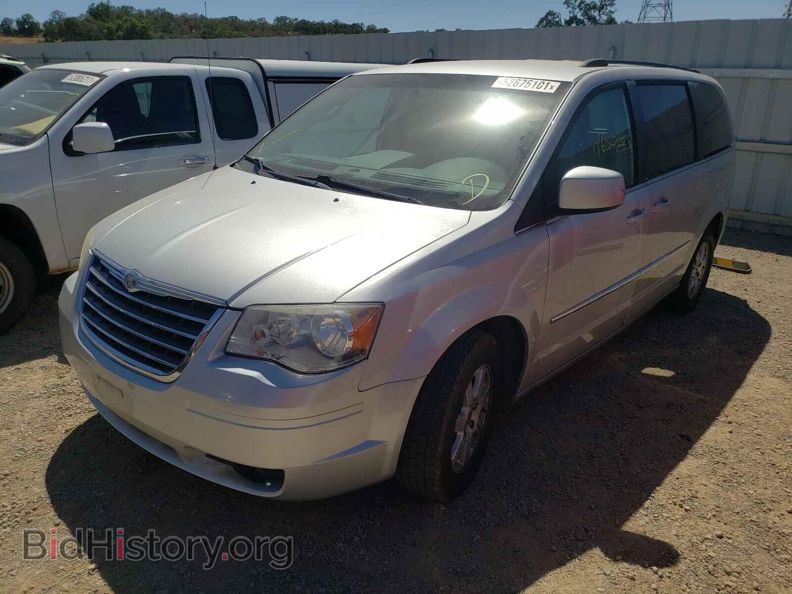2010 CHRYSLER MINIVAN - VIN: 2A4RR5DX3AR343663 - Фото 2
