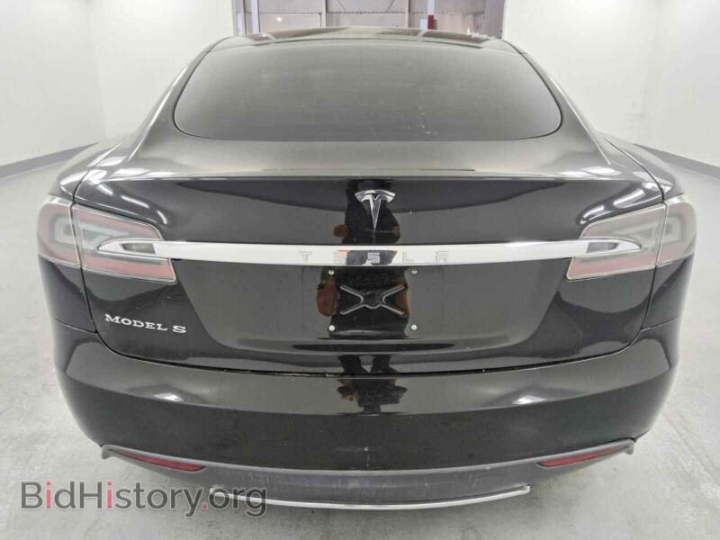 2013 Tesla MODEL S (VIN 5YJSA1BG5DFP08693) — фото 6 из 14