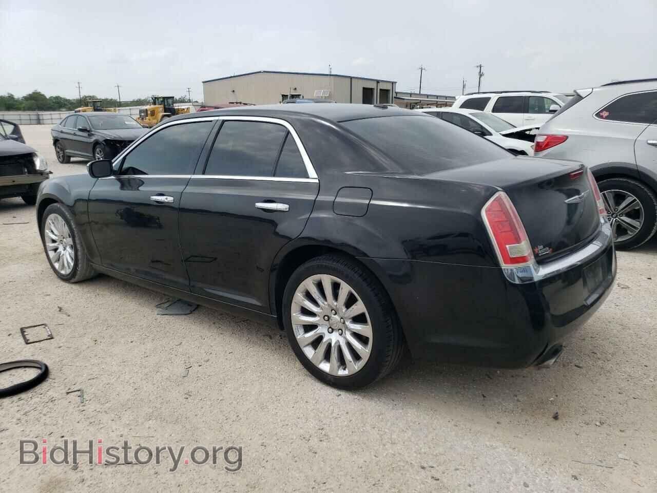 2014 CHRYSLER 300 - VIN: 2C3CCAAG4EH330978 - Фото 2