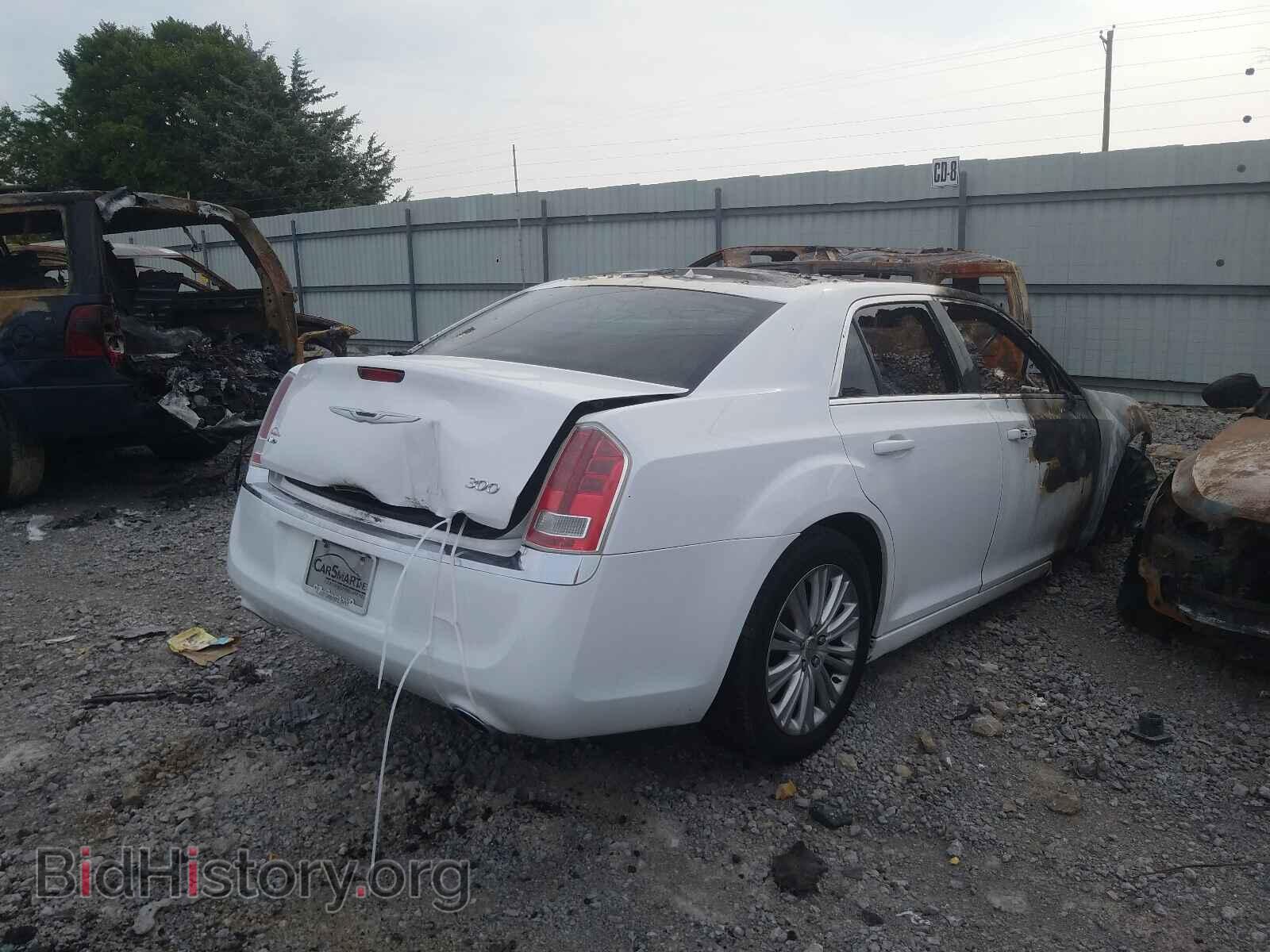2013 CHRYSLER 300 - VIN: 2C3CCARGXDH505267 - Фото 4