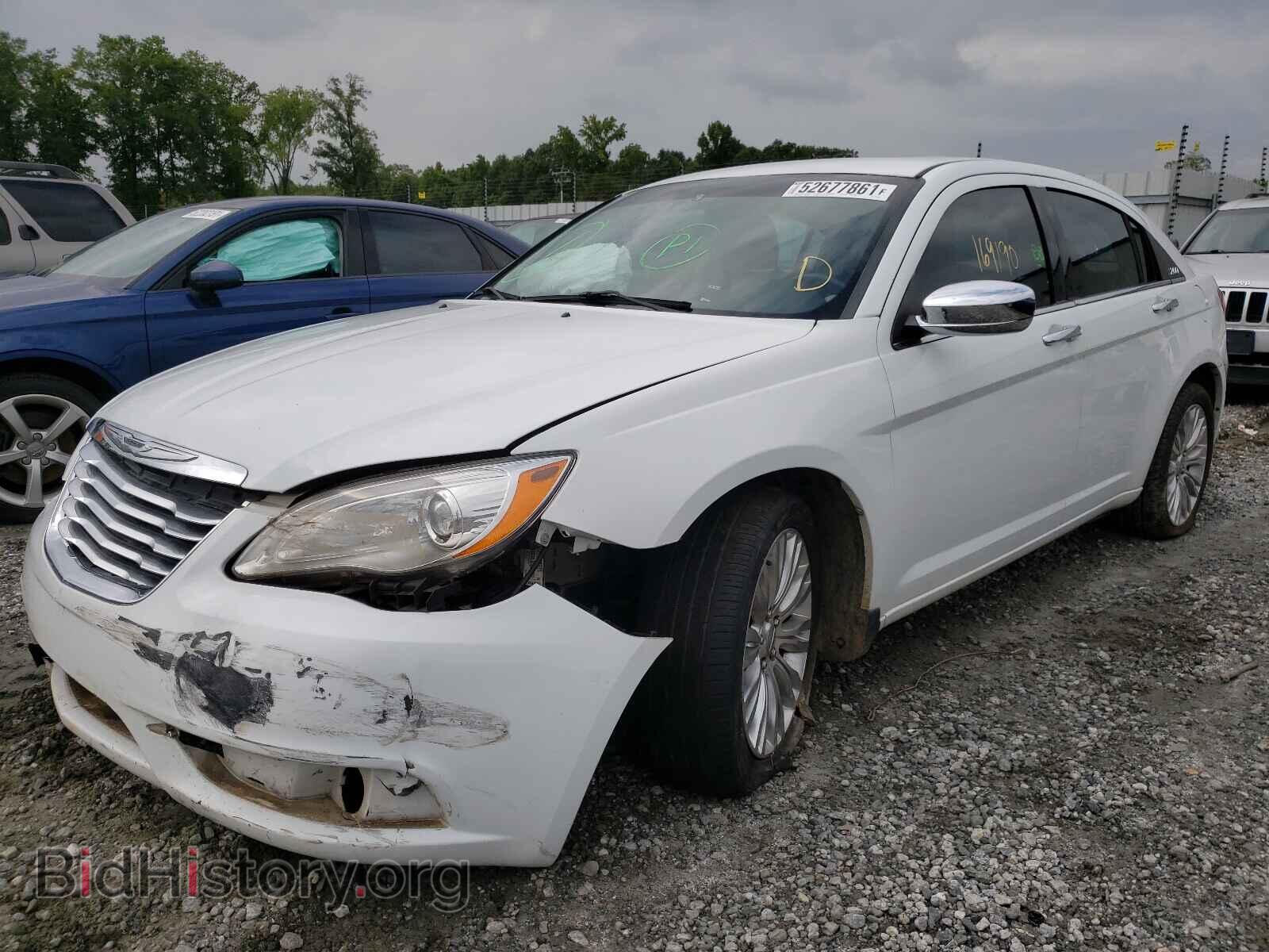 2012 CHRYSLER 200 - VIN: 1C3CCBCB0CN213491 - Photo 2