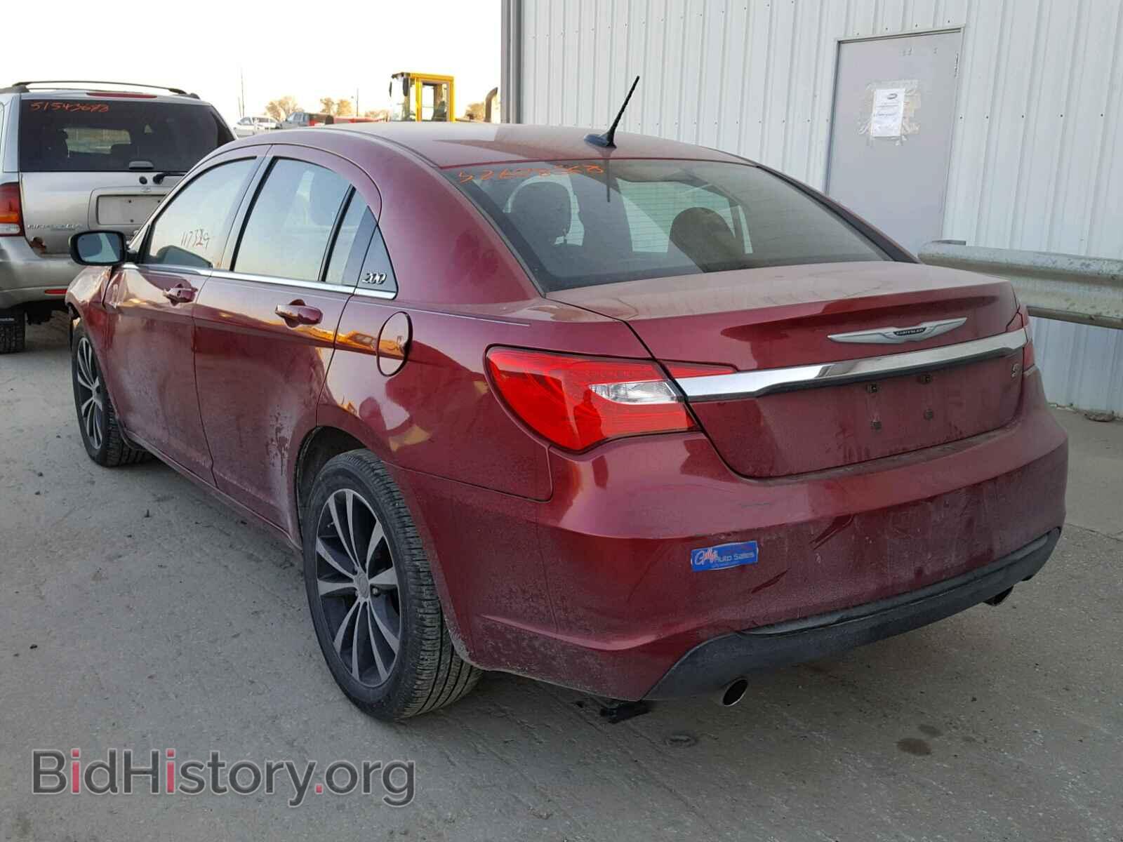 2012 CHRYSLER 200 - VIN: 1C3CCBHG9CN304019 - Фото 3