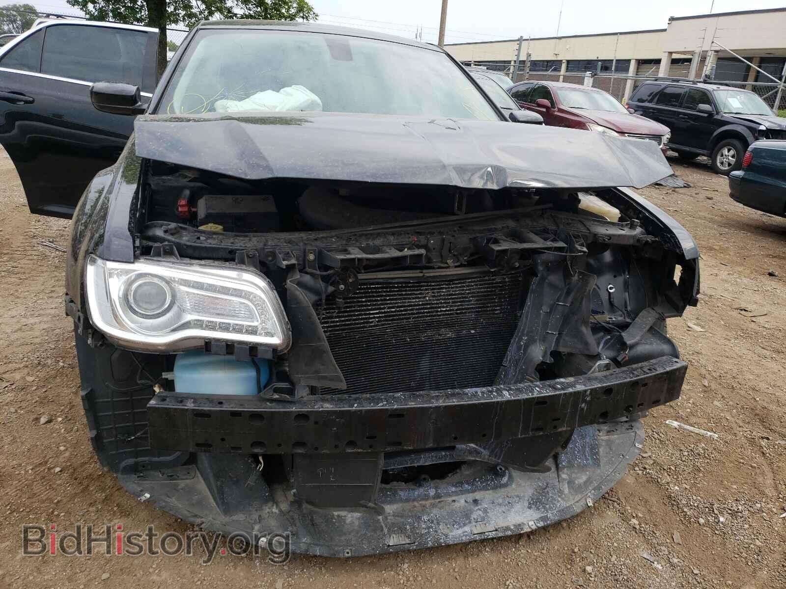 2017 CHRYSLER 300 - VIN: 2C3CCAAG7HH625741 - Фото 9