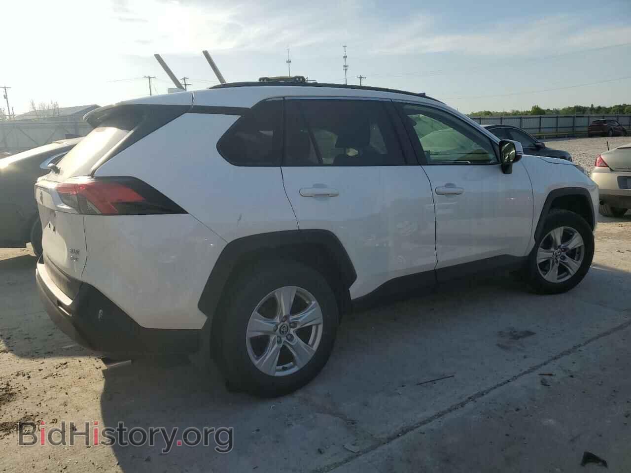 2020 TOYOTA RAV4 - VIN: JTMP1RFV9LD057331 - Фото 3