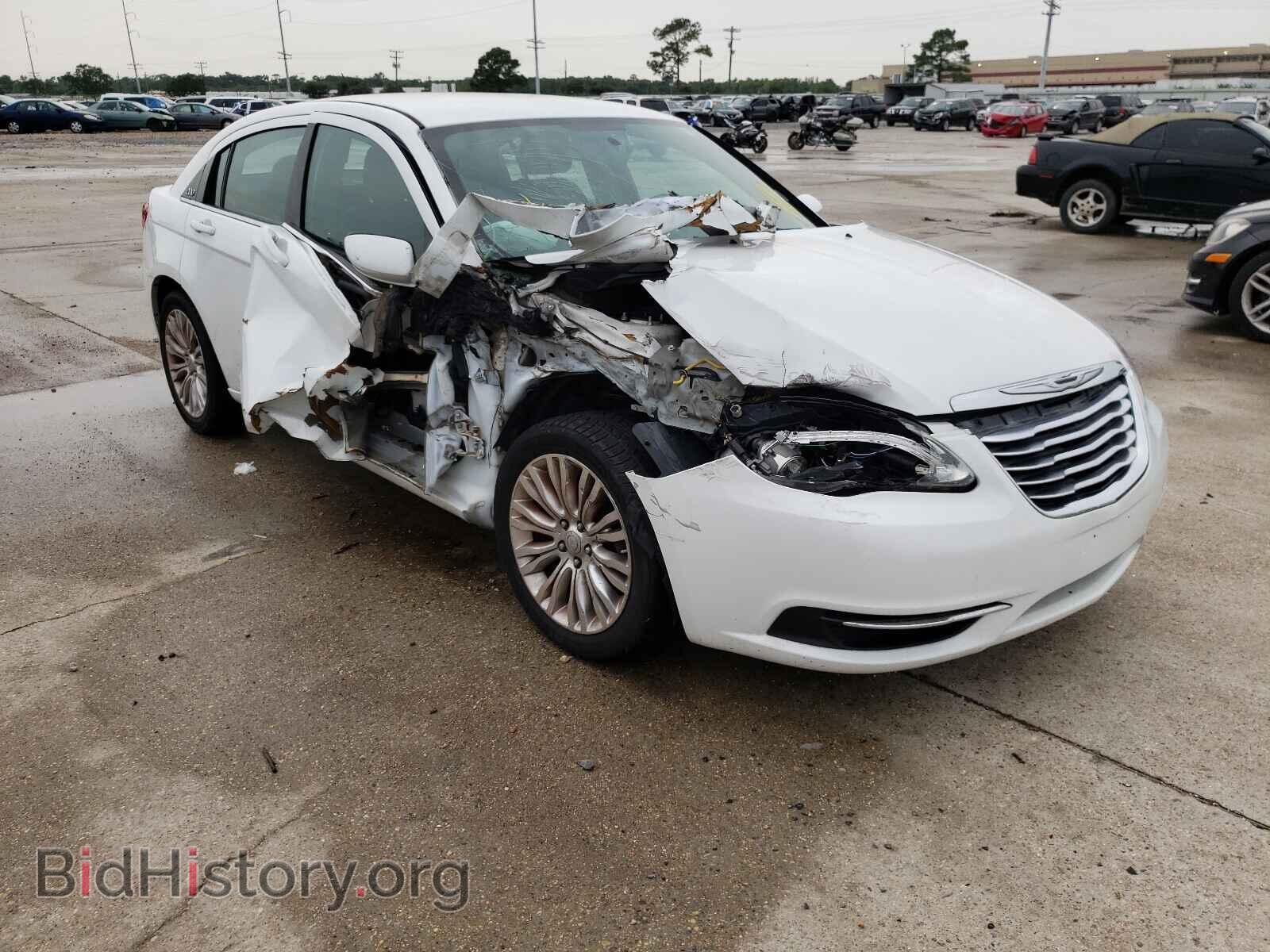 Фотография 1C3CCBAB6DN685571 - CHRYSLER 200 2013