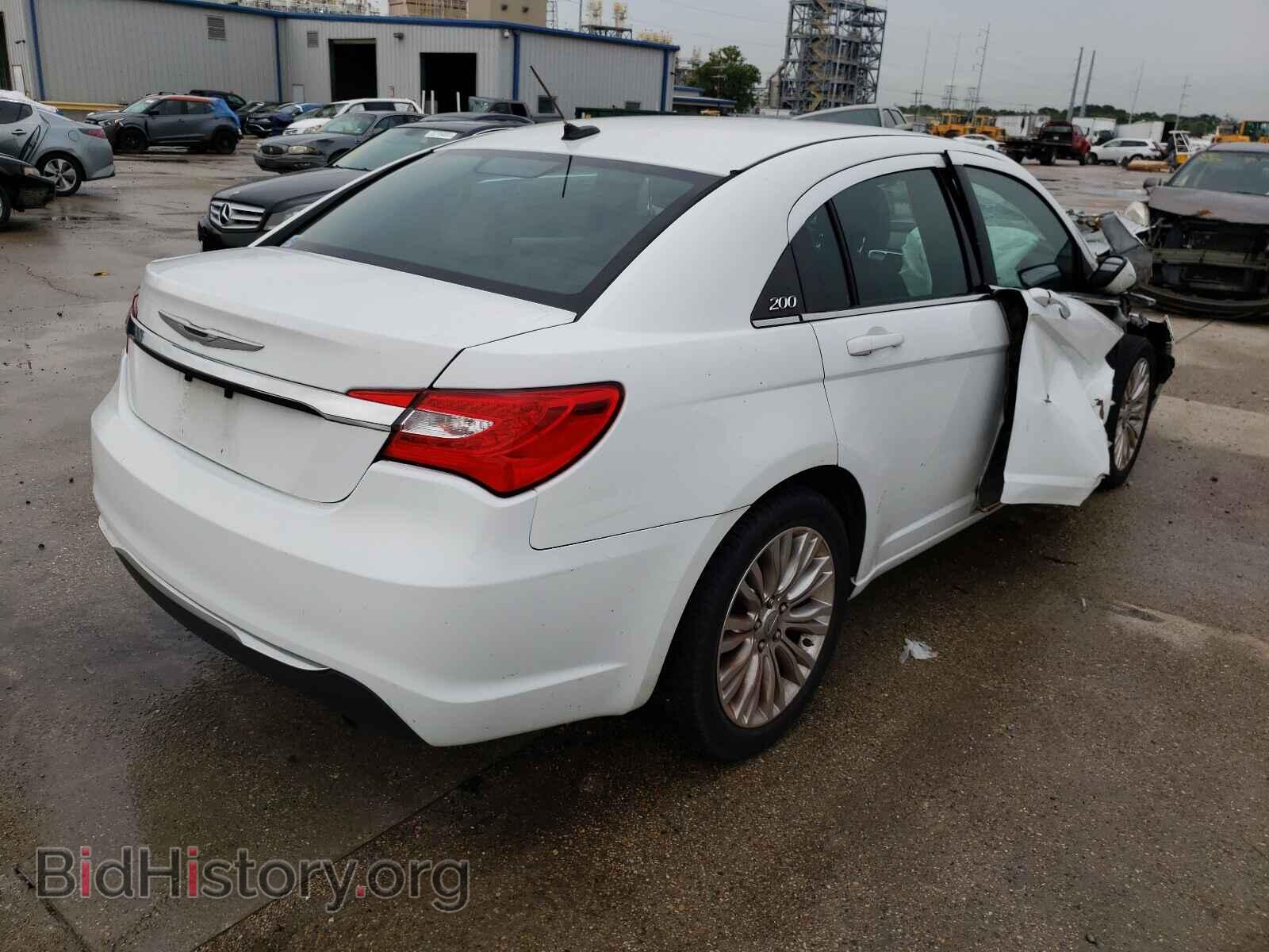 2013 CHRYSLER 200 - VIN: 1C3CCBAB6DN685571 - Фото 4