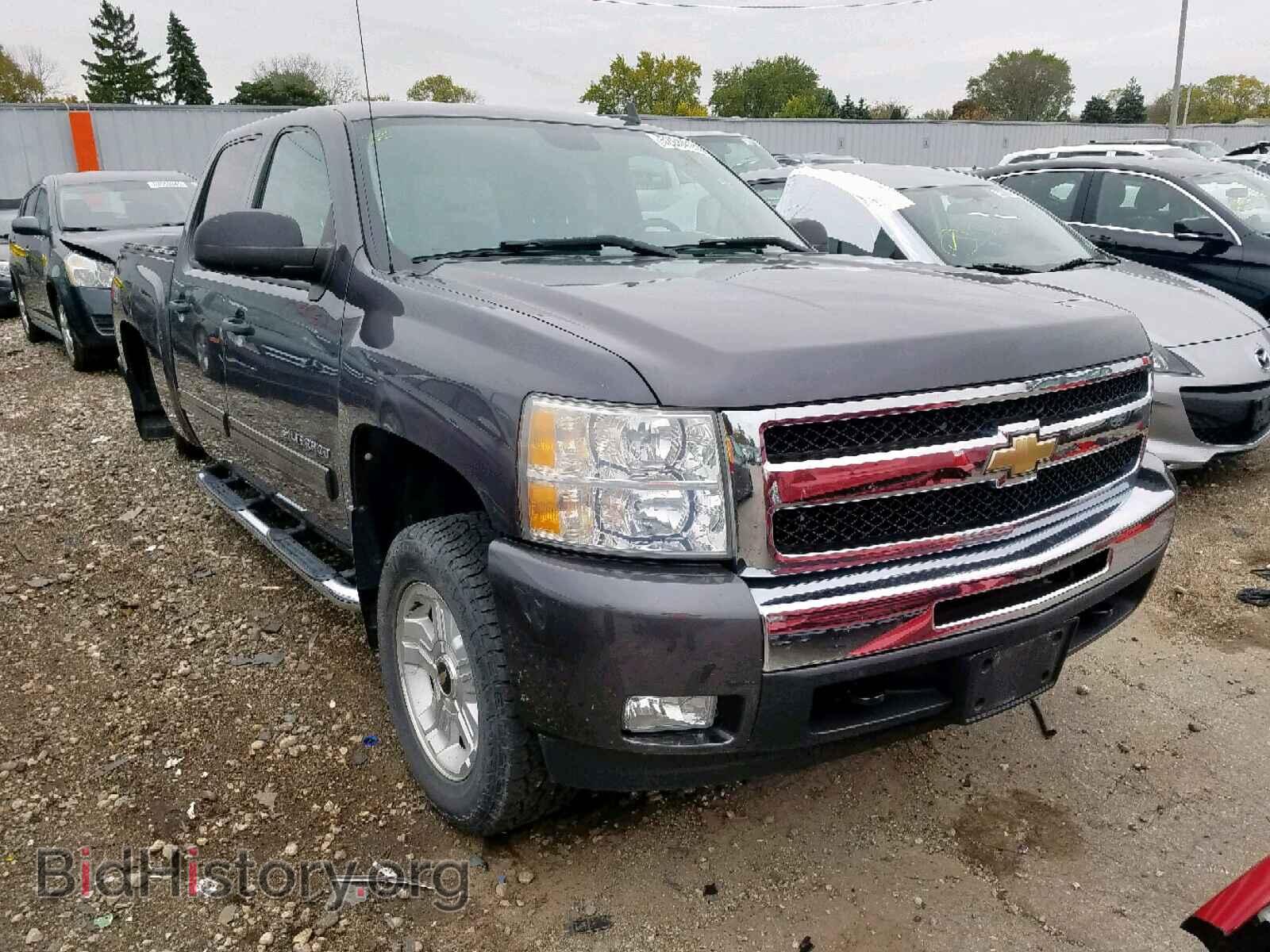 Photo 1GCPKSE34BF215971 - CHEVROLET SILVERADO 2011
