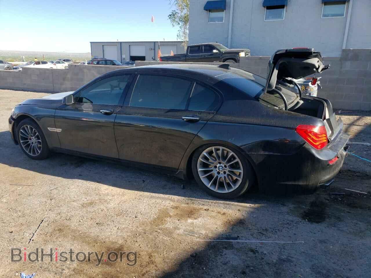 2011 BMW 7 SERIES - VIN: WBAKC8C5XBC432017 - Фото 2