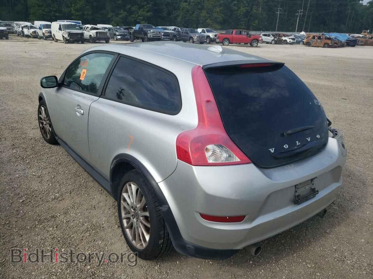 2011 VOLVO C30 - VIN: YV1672MK5B2203724 - Фото 3