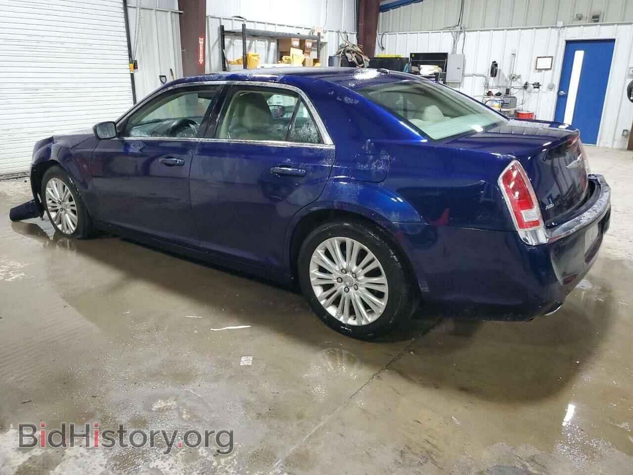 2013 CHRYSLER 300 - VIN: 2C3CCARG7DH564731 - Фото 2