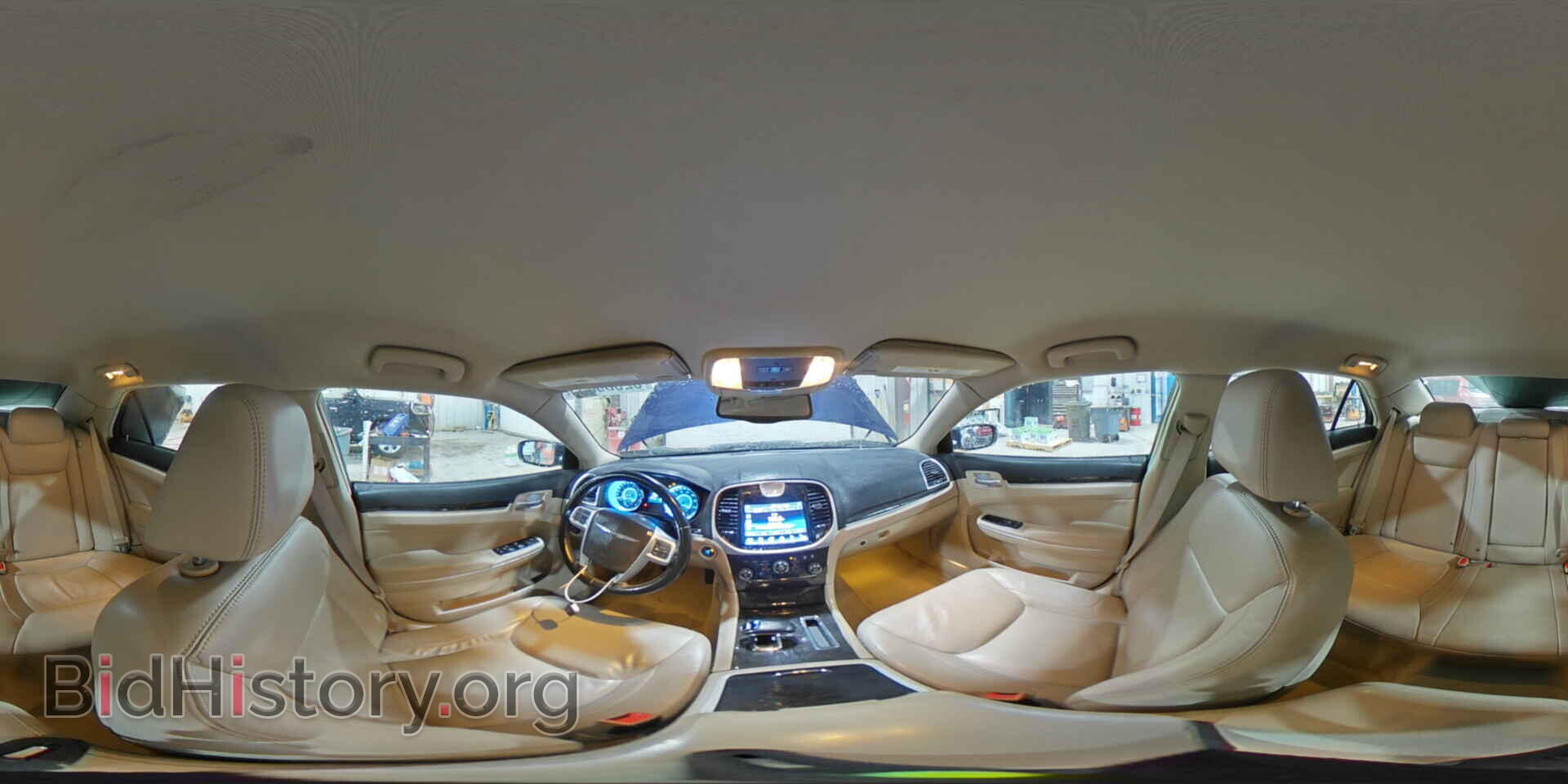 2013 CHRYSLER 300 - VIN: 2C3CCARG7DH564731 - Фото 15