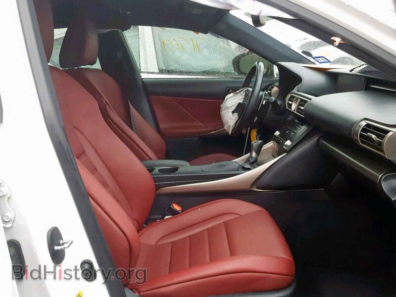 2014 Lexus IS (VIN JTHBE1D20E5013724) — фото 5 из 10