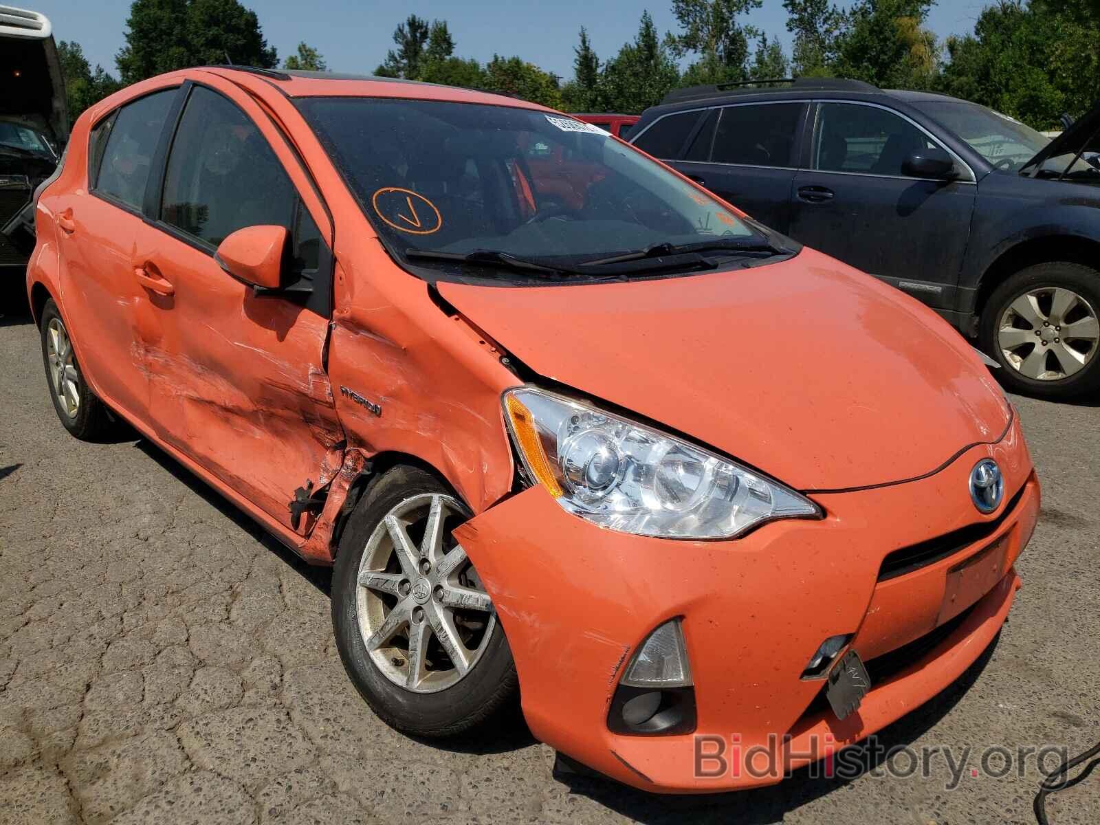 Photo JTDKDTB33E1067800 - TOYOTA PRIUS 2014