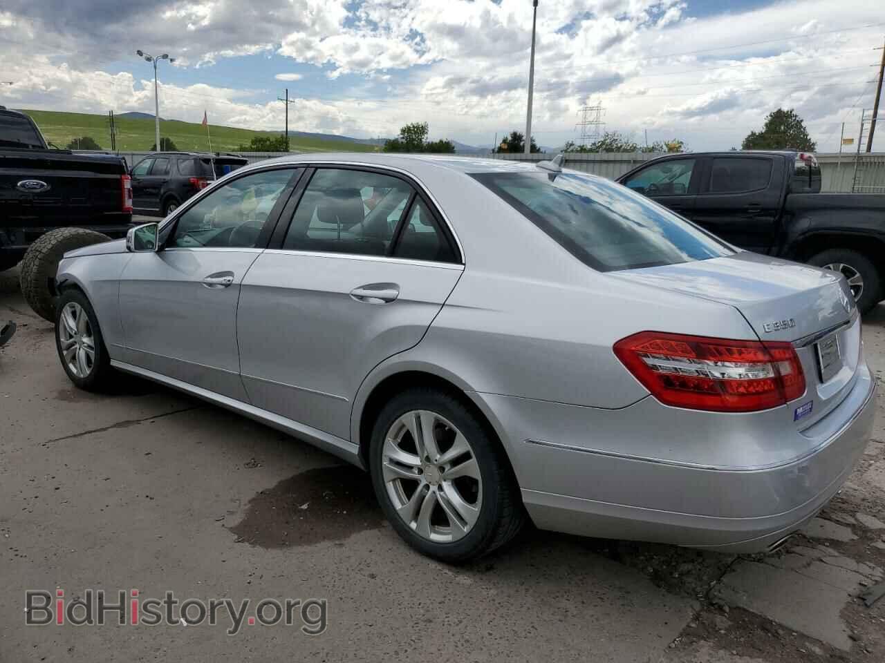 2011 MERCEDES-BENZ E-CLASS - VIN: WDDHF8HB4BA329762 - Фото 2