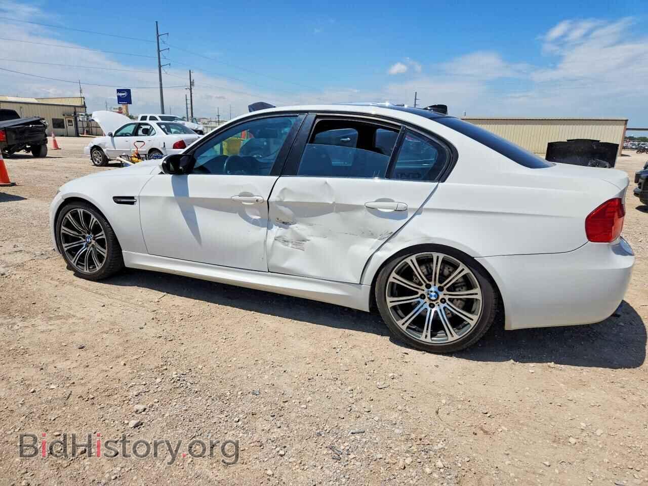 2011 BMW M3 - VIN: WBSPM9C56BE203763 - Photo 2