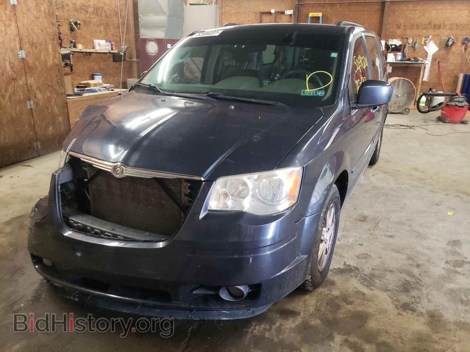 2008 CHRYSLER MINIVAN - VIN: 2A8HR54P98R791801 - Фото 2