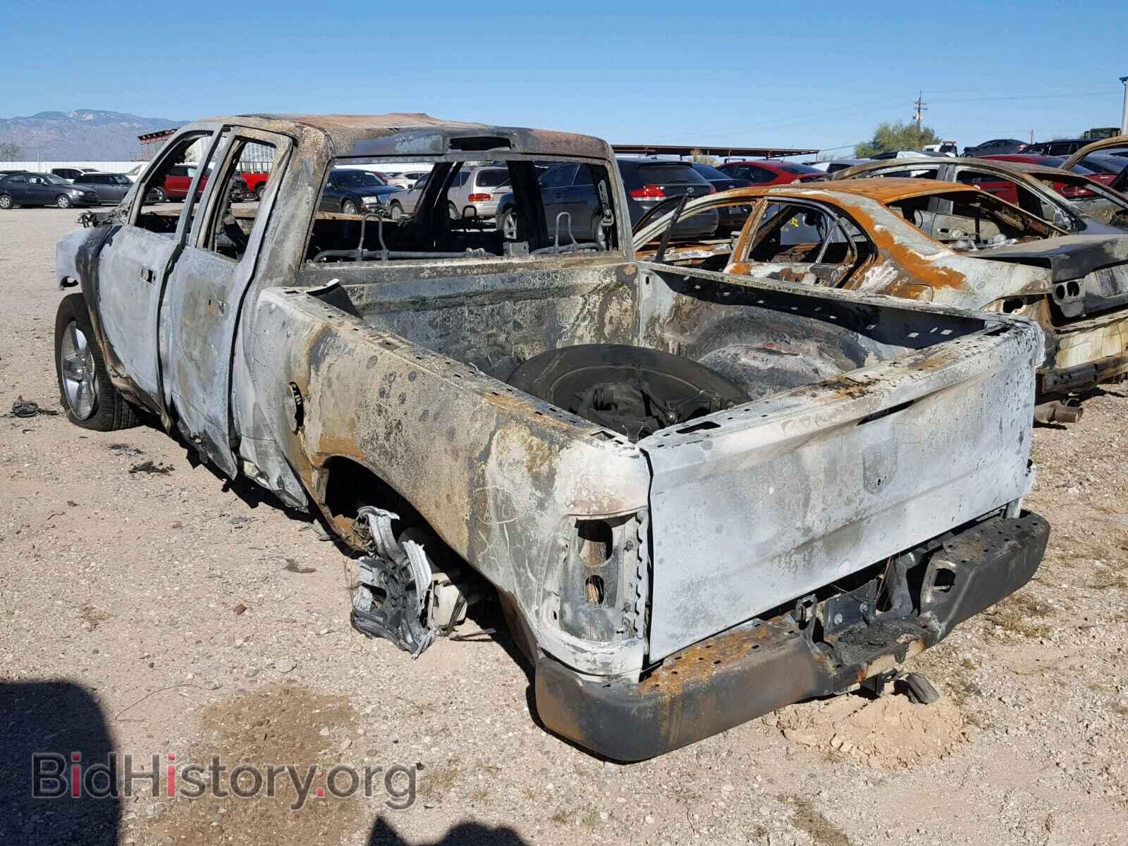 2018 RAM 1500 ST - VIN: 1C6RR6FG1JS280321 - Фото 3