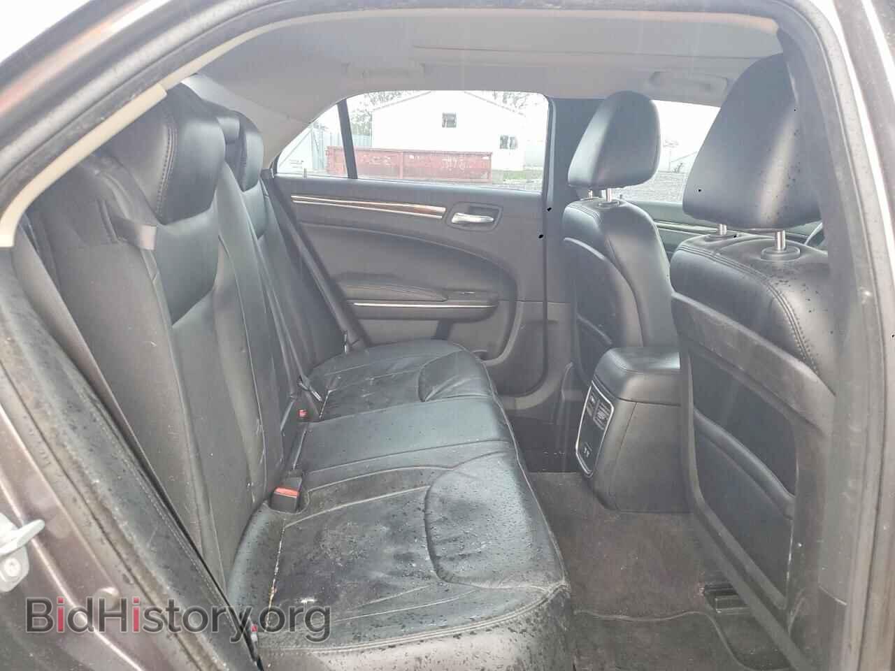 2016 CHRYSLER 300 - VIN: 2C3CCAAG9GH313600 - Фото 10