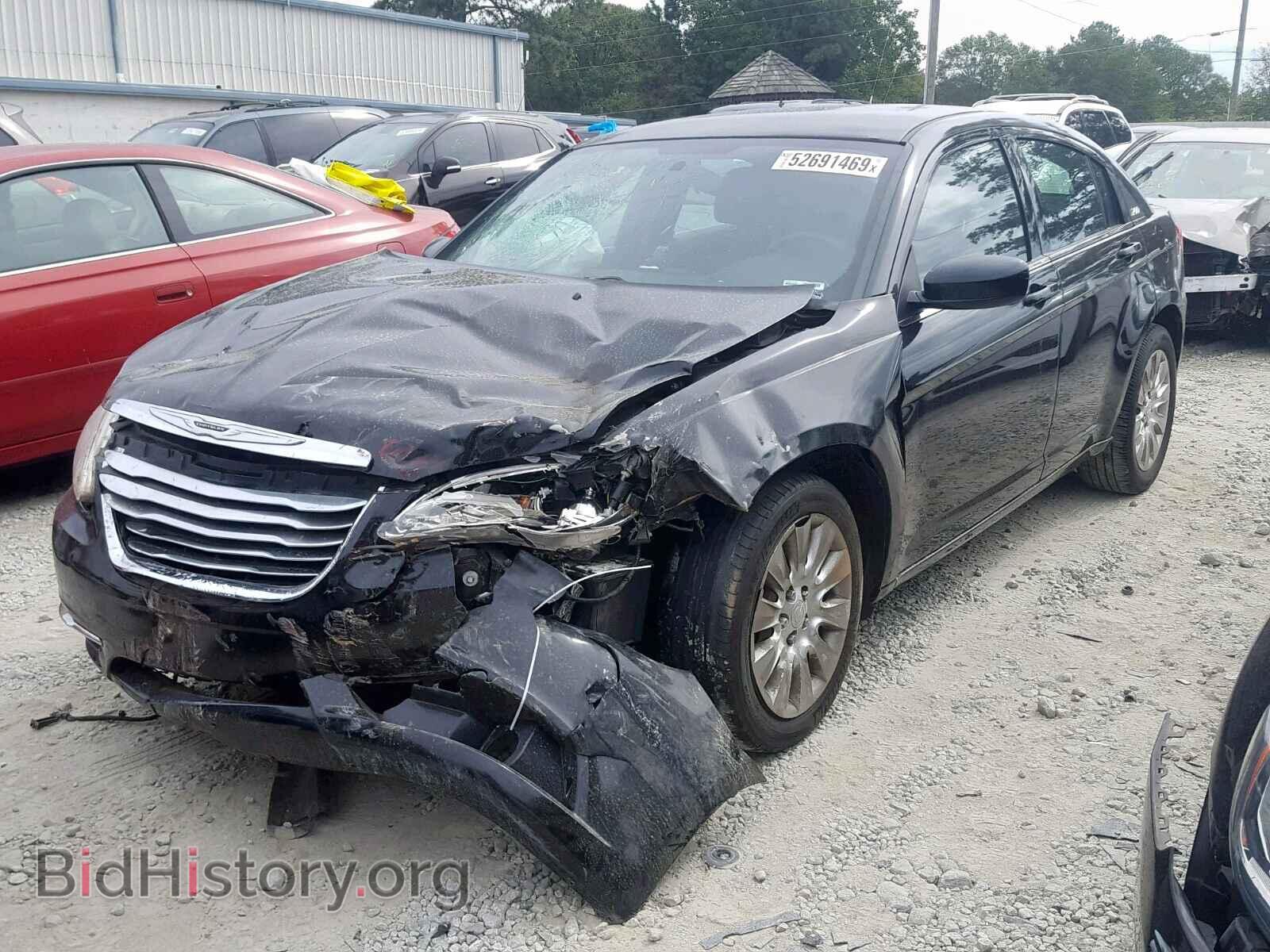 2012 CHRYSLER 200 - VIN: 1C3CCBAB4CN127068 - Фото 2