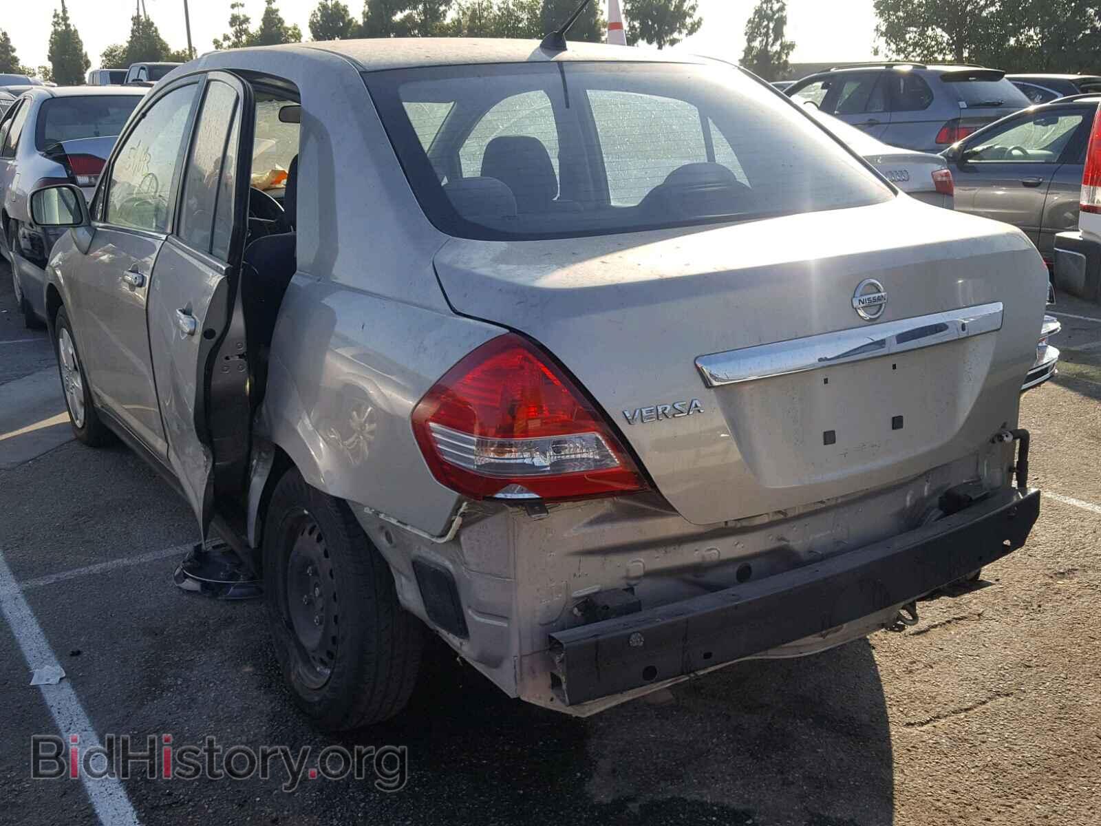 2008 NISSAN VERSA - VIN: 3N1BC11E88L397975 - Фото 3