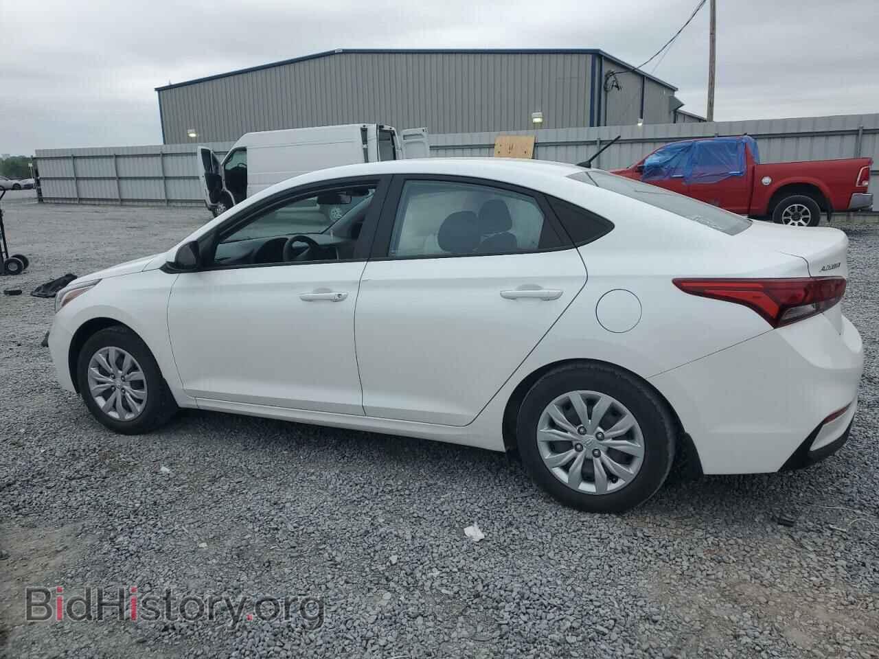 2018 HYUNDAI ACCENT - VIN: 3KPC24A32JE024090 - Фото 2