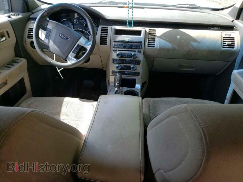 2010 Ford FLEX (VIN 2FMGK5BC1ABA14515) — photo 8 of 13