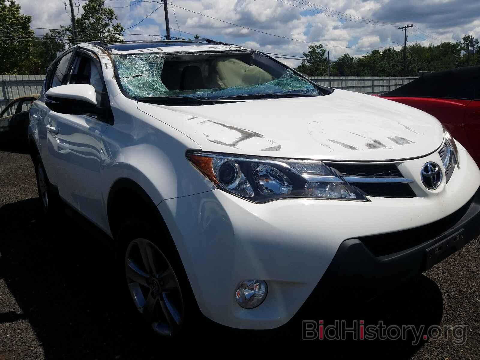 Photo JTMRFREV1FJ047135 - TOYOTA RAV4 2015