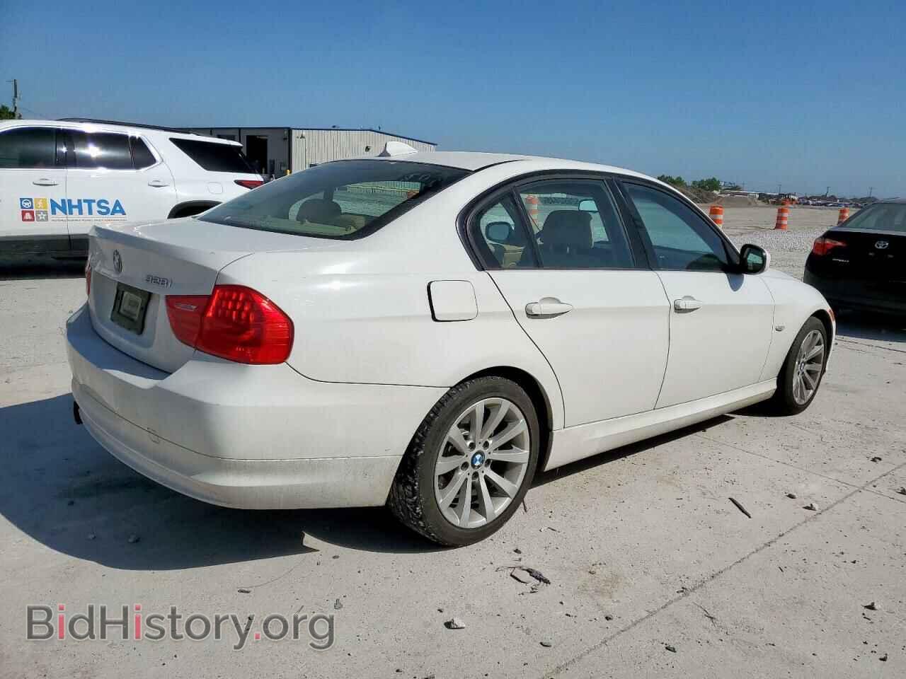2011 BMW 3 SERIES - VIN: WBAPH7C50BE674613 - Фото 3