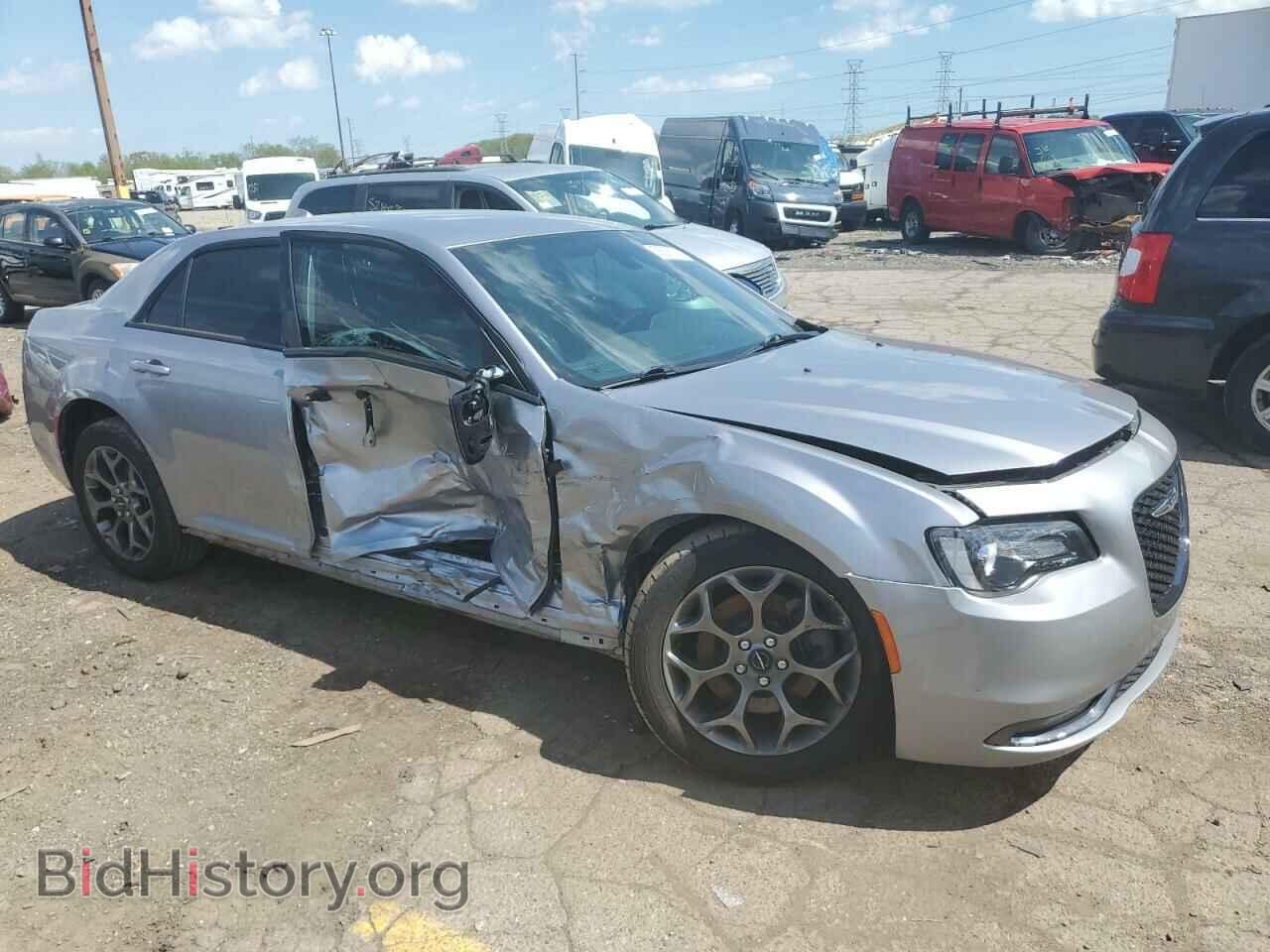 2016 CHRYSLER 300 - VIN: 2C3CCAGG6GH182813 - Фото 4